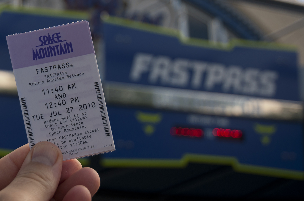 Fastpass at Disneyland just became a little less convenient. The mouse has begun to enforce the one hour return window printed on Fastpass tickets and is turning away guests who return after the time has expired.