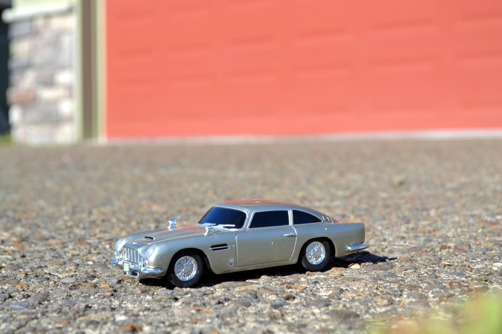 Bond_Car