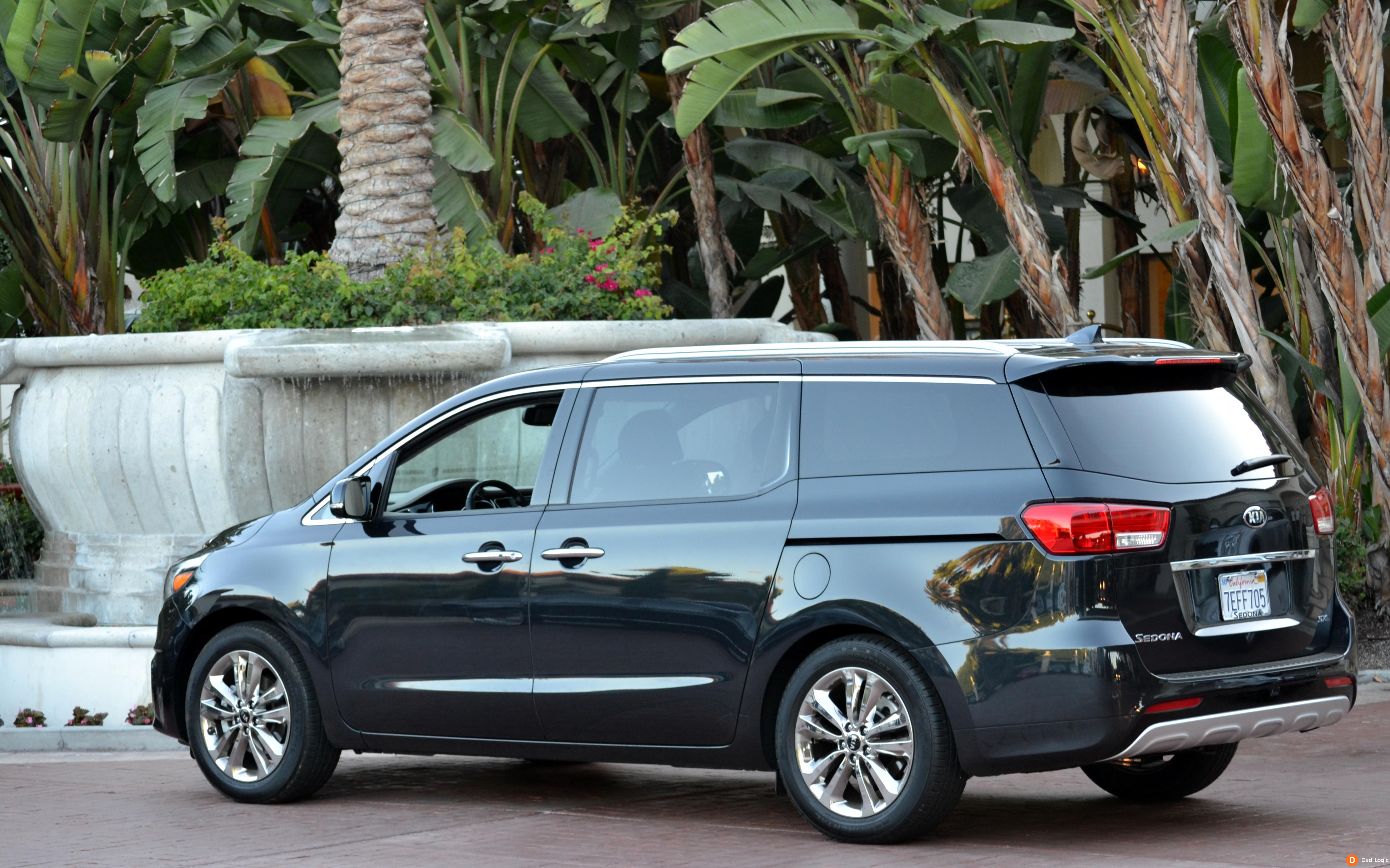 Kia sedona 2015