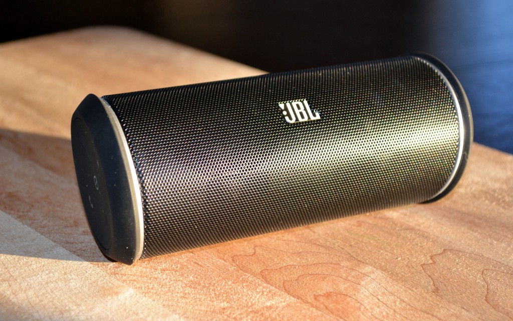 JBL-Speaker-02