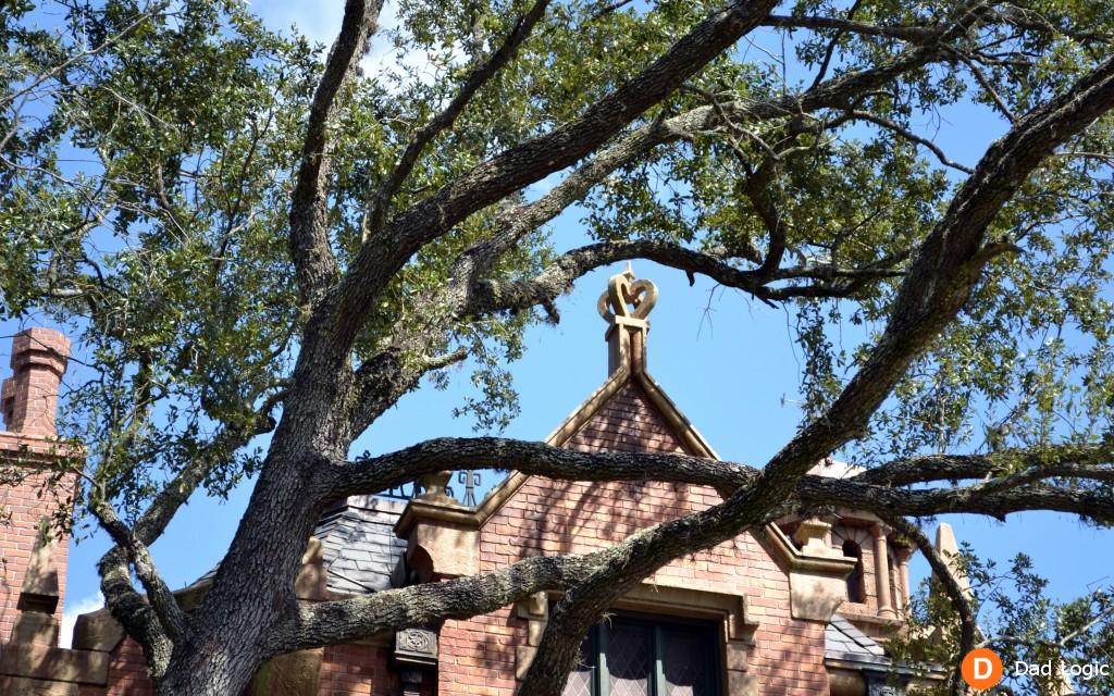 Haunted-Mansion-WDW-03