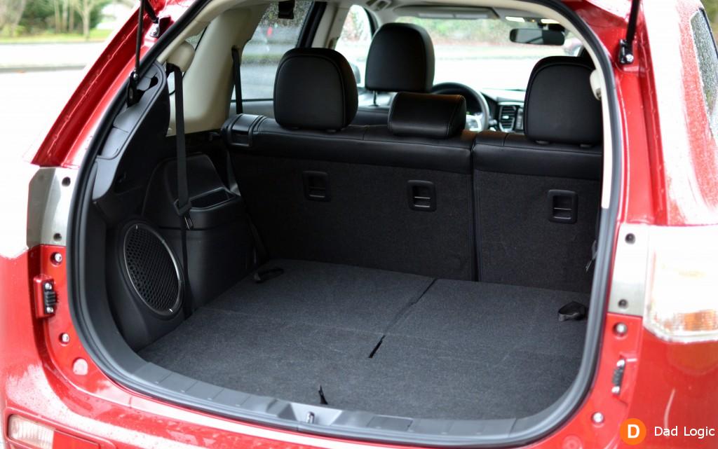 Mitsubishi-Outlander-2015-07