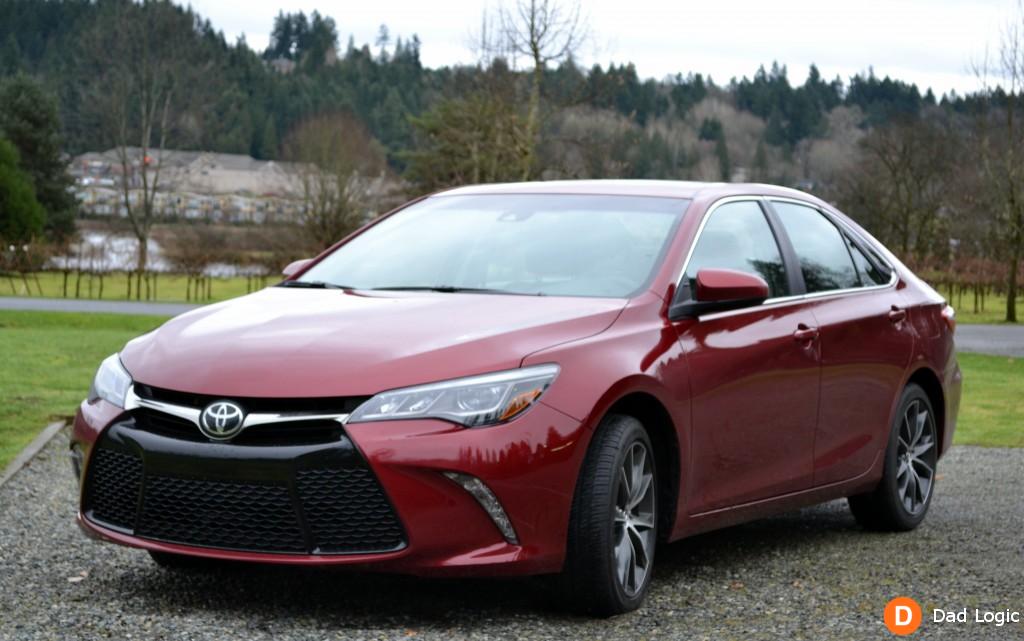 Toyota-Camry-2015-03