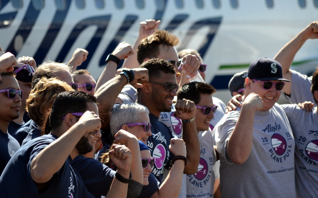 Alaska-Air-Plane-Pull-005