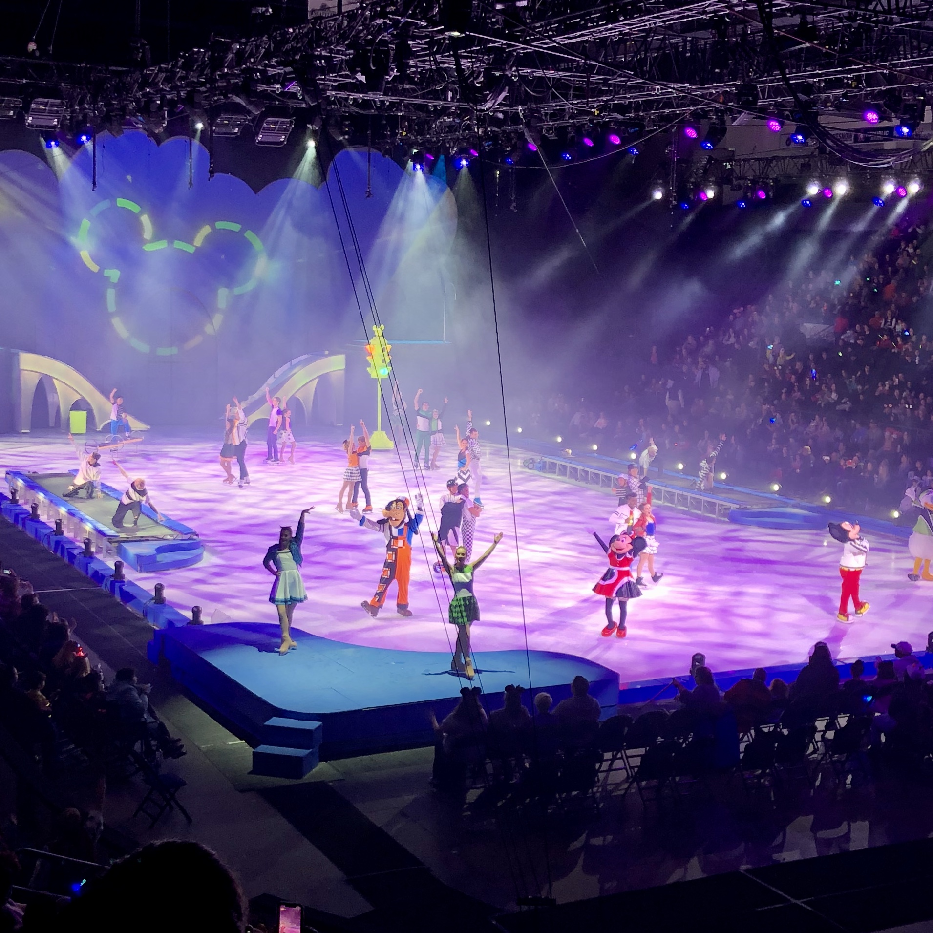 Disney on Ice: Mickey's Search Party